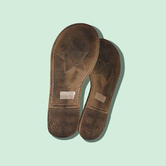 Circus by Sam Edelman Gray and White strappy Gladiator style sandals size 7.5 - Picture 4 of 6